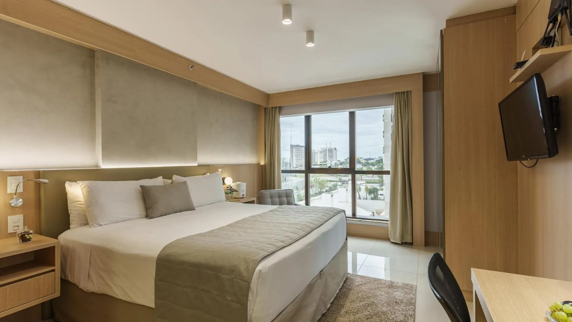 Cullinan Hplus Premium 브라질리아 5*,