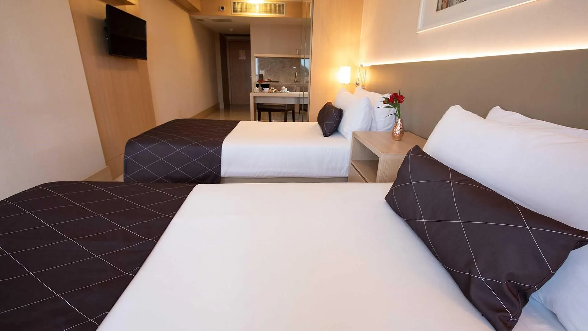 Cullinan Hplus Premium Brasília Hotel