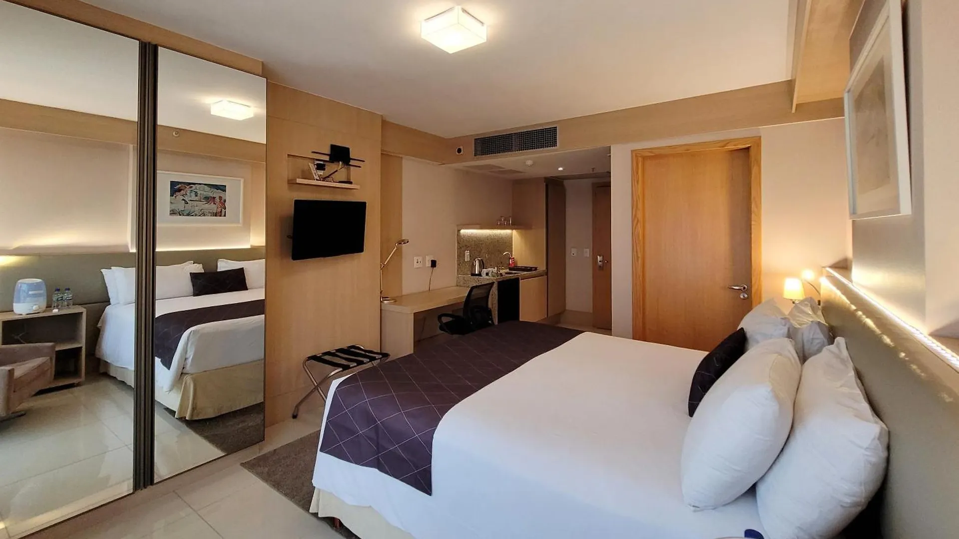 Hotel Cullinan Hplus Premium Brasilia