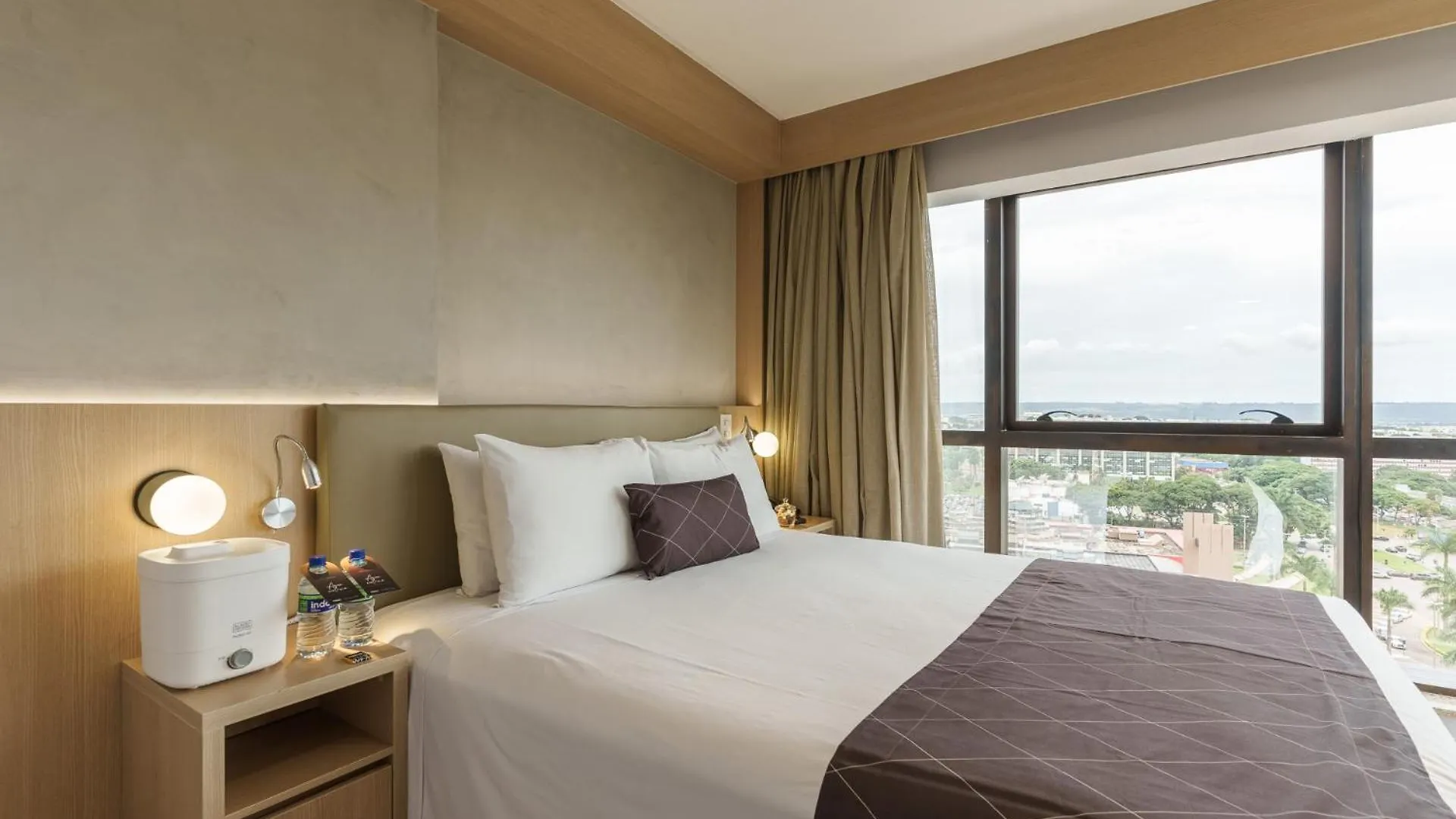 Hotel Cullinan Hplus Premium Brasília